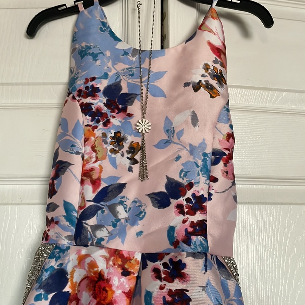 Girls Dress - Picture 3 of 5